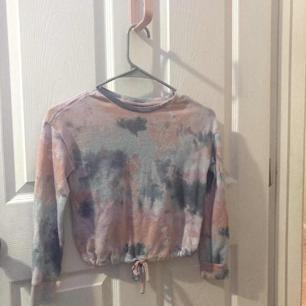 Kid Topia, Rainbow Tide belly shirt